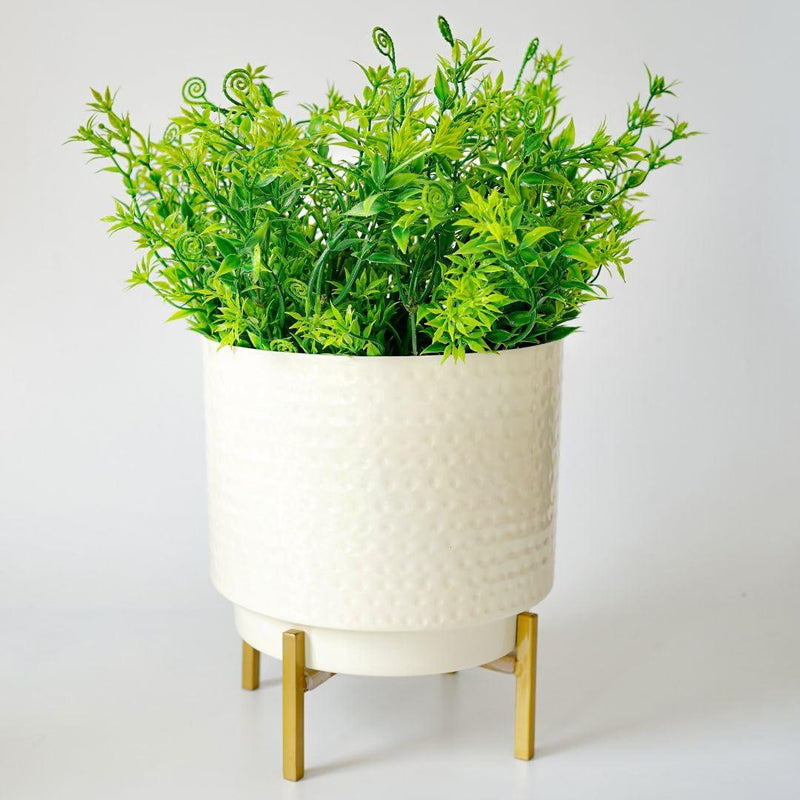 Hammered Metal Indoor Planter - Inntinn.in